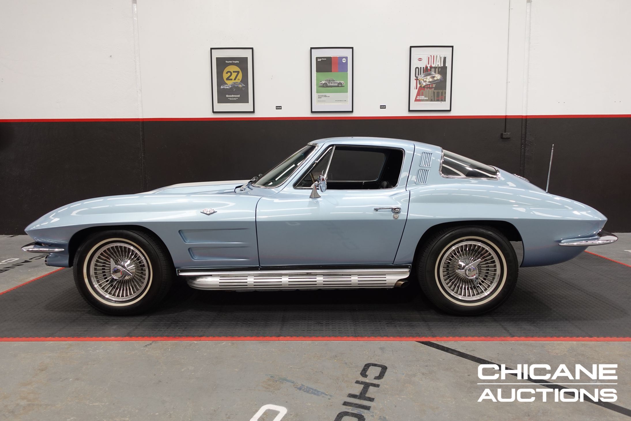 1964 C2 CORVETTE-01