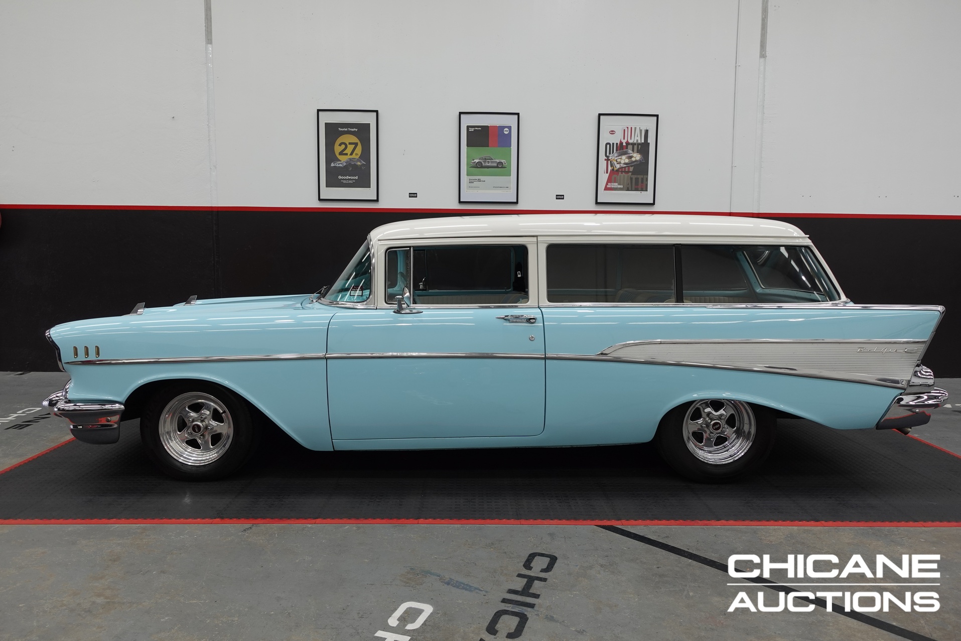 1032 – Chevrolet Handyman-01