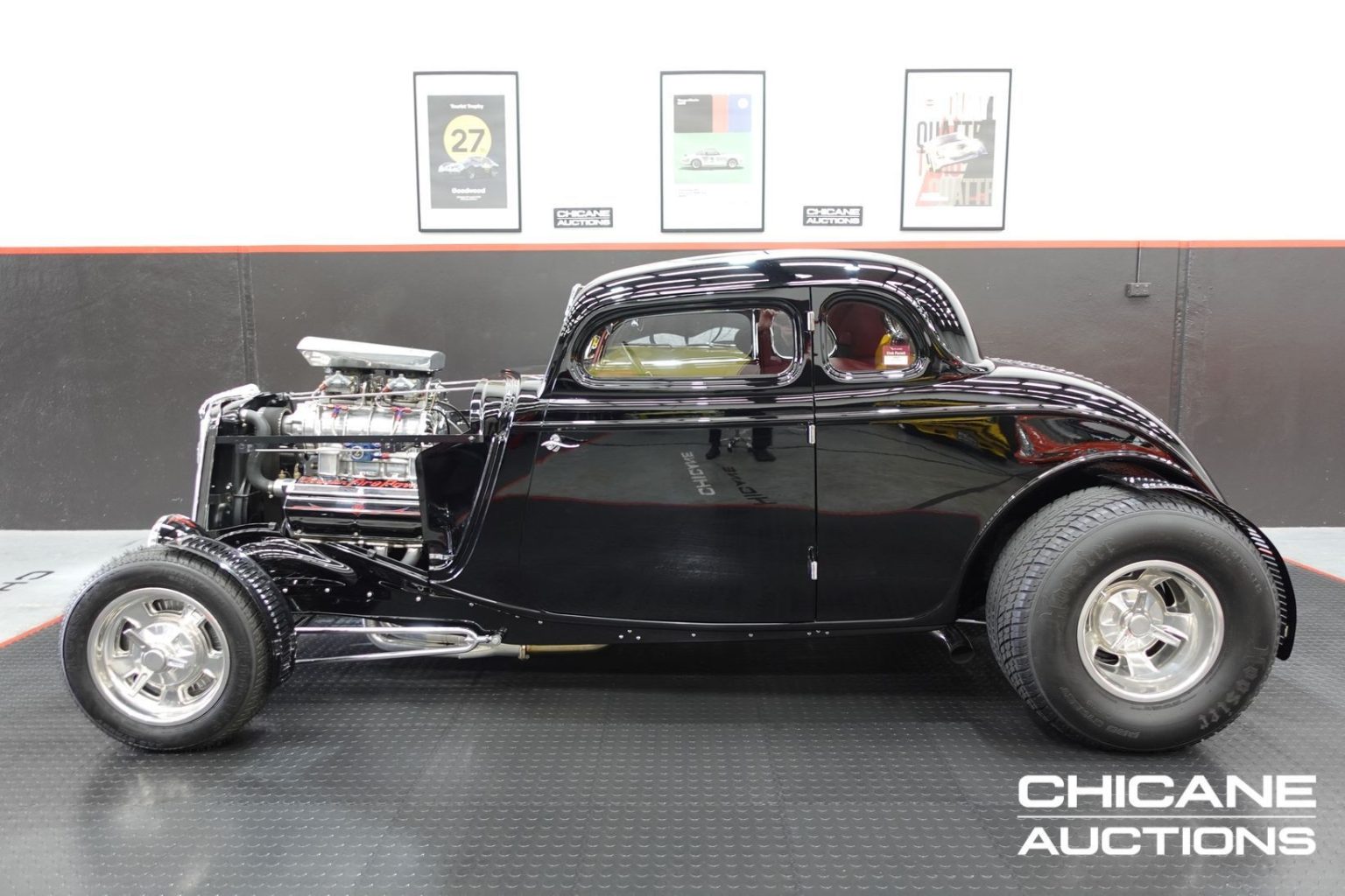 1934 FORD 5 WINDOW V8 COUPE - 1135 - CHICANE AUCTIONS