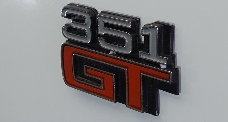 AUCTIONS & RESULTS tile